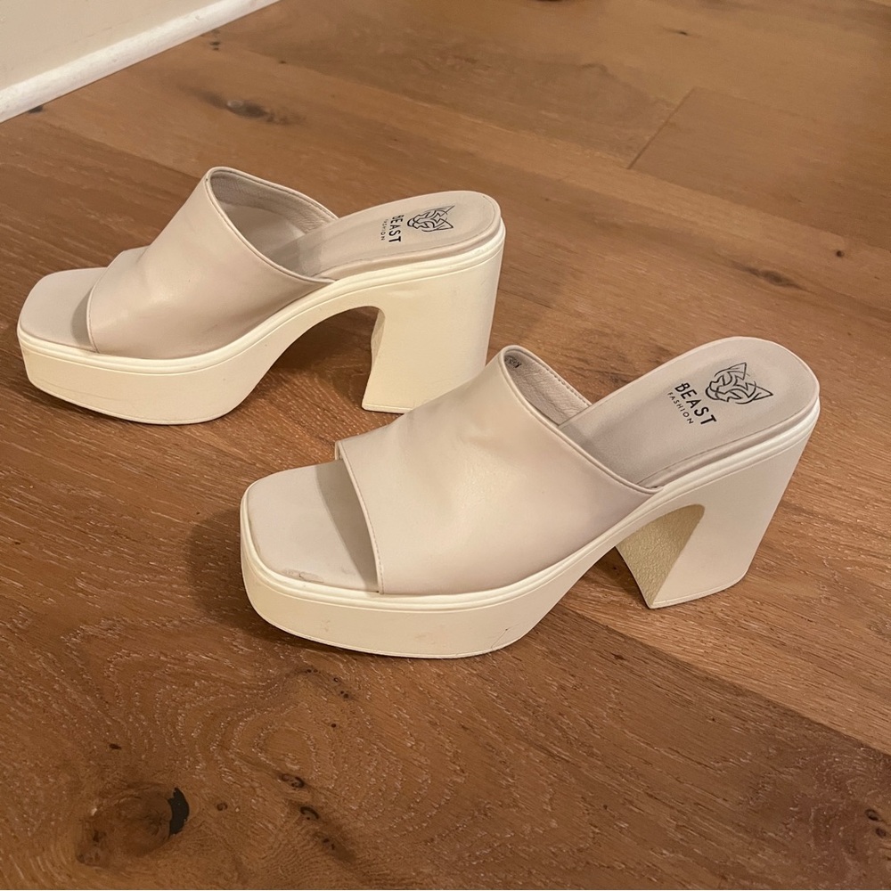 BEAST FASHION Cream Chunky Heel Mules